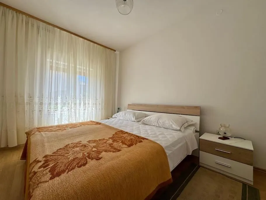 Apartment Ella Krk Town