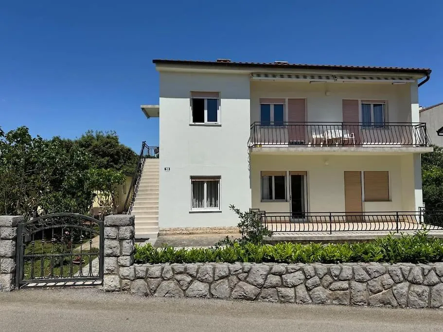 Apartment Ella Krk Town