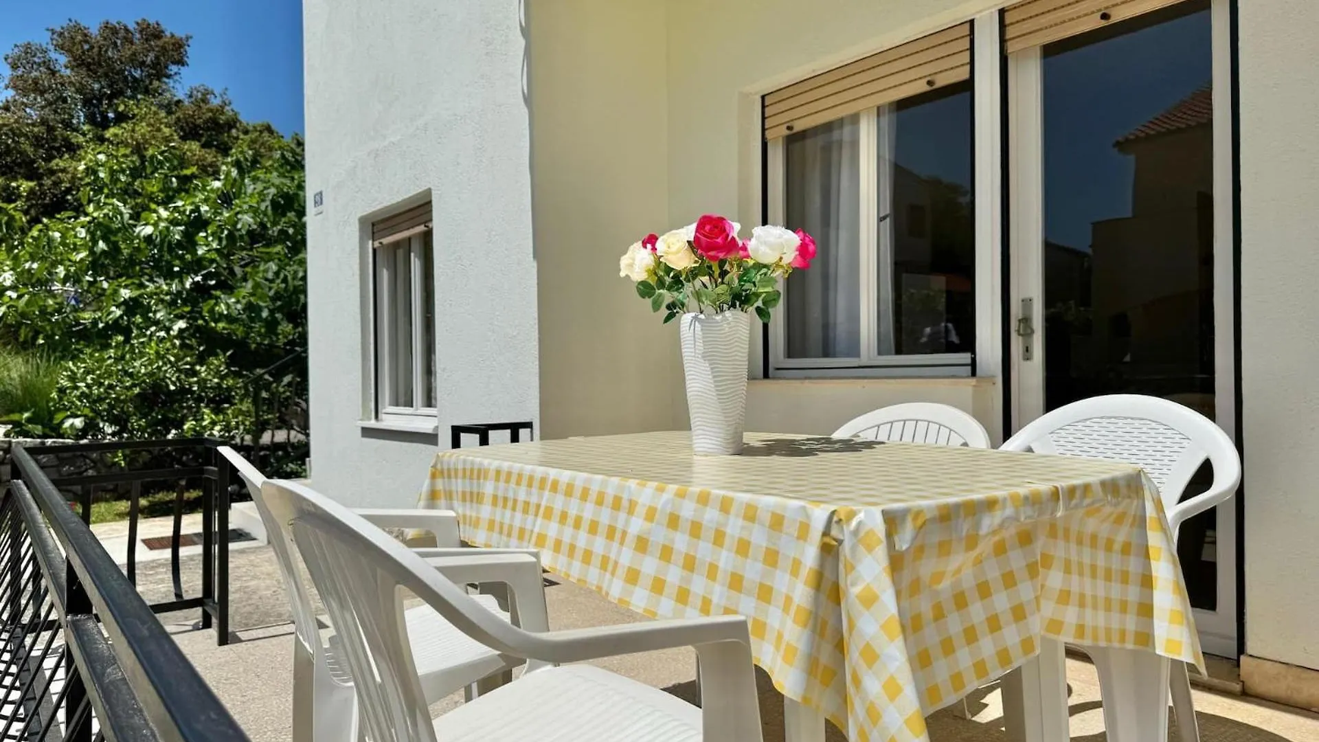Apartment Ella Krk Town