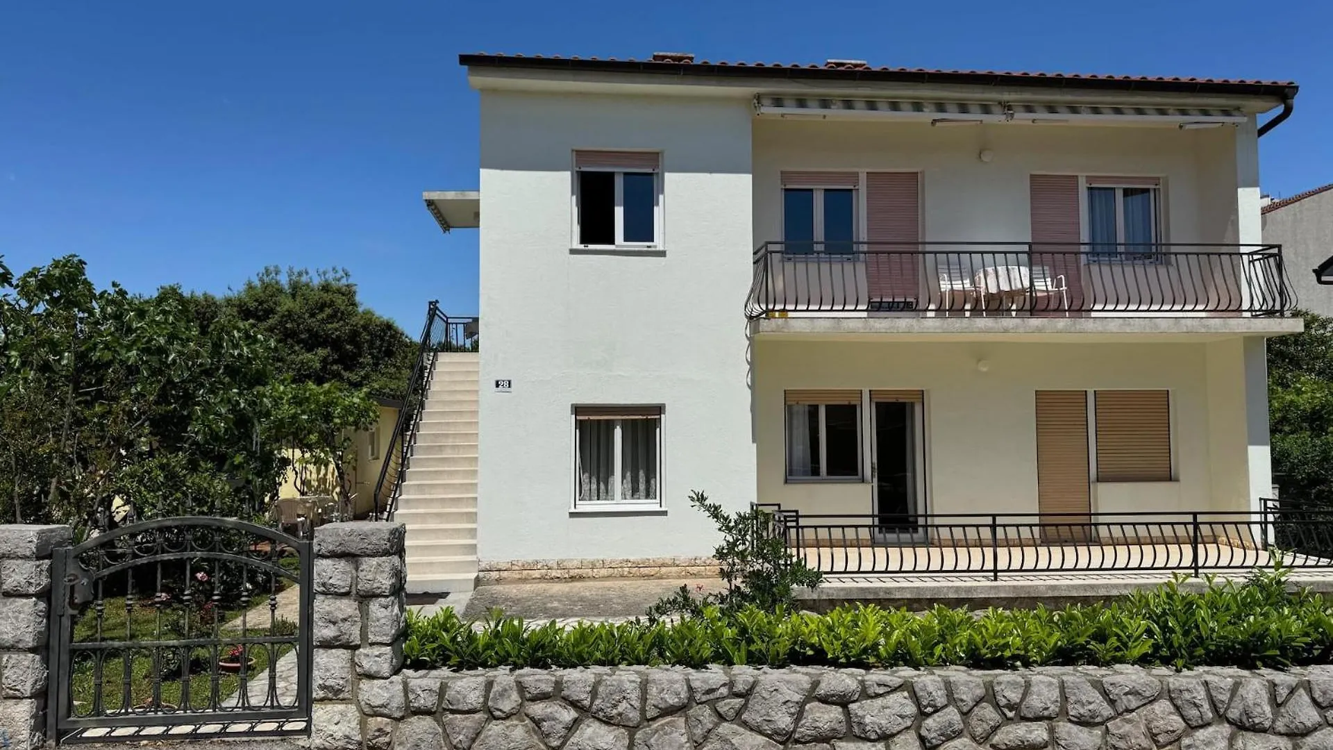 Apartment Ella Krk Town 0*,  Croatia